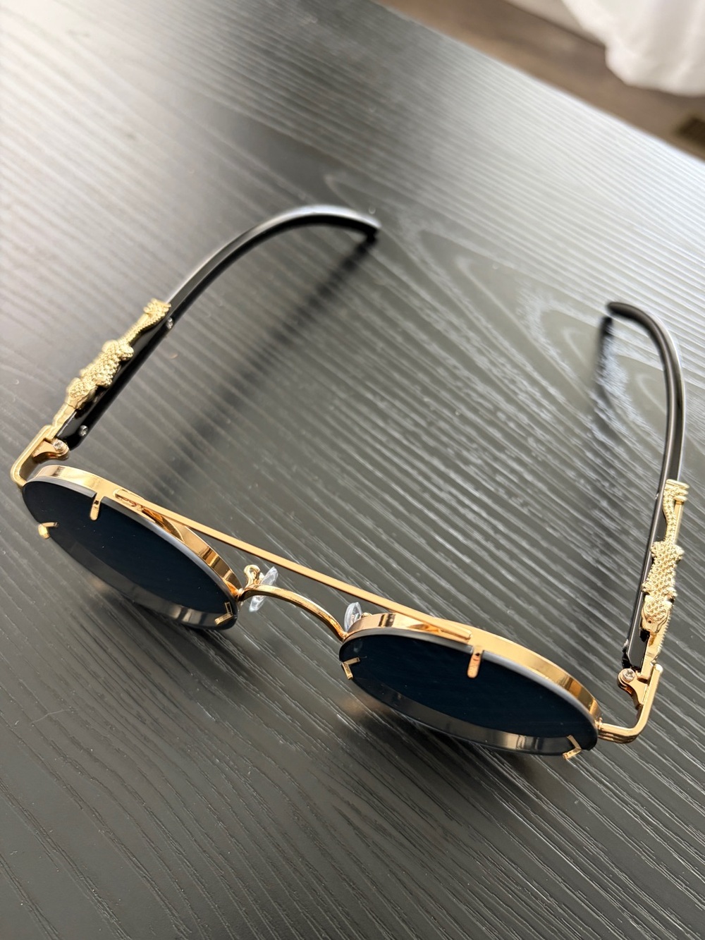 Wild Cat Sunglasses Round in Black with Gold Tone Accents - Picture 4 of 4